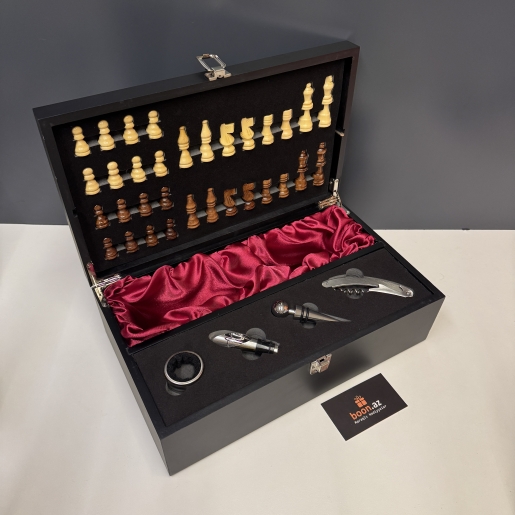 Деревянный шахматный винный набор черный