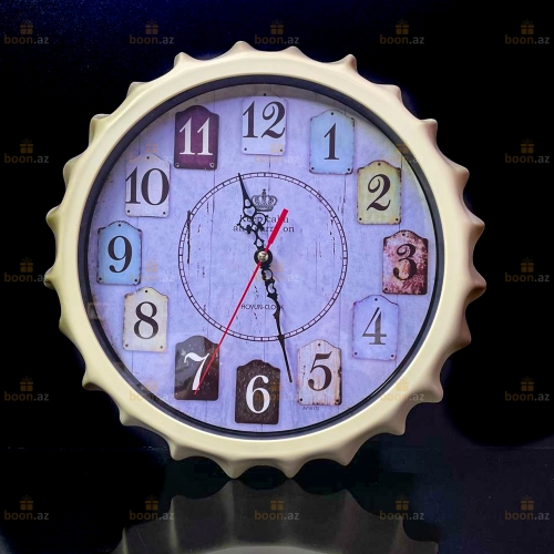 Интерьерные настенные часы.