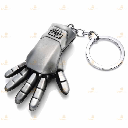 Брелок  рука «IRON MAN» сталь