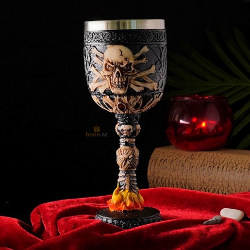 Бокал в готическом стиле "Череп в огне"