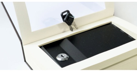 Книга сейф c ключами "Les Miserables"