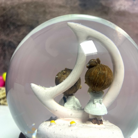 Музыкальный снежный шар с подсветкой "Happy times"