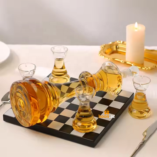 Набор для виски и вина "Chess game" на подставке (графин, 4 стакана)