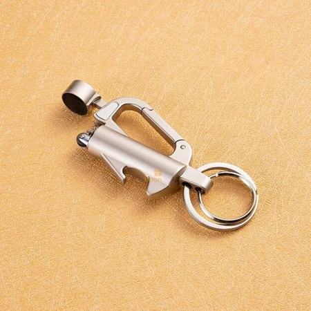 Зажигалка-брелок с карабином на бензине серый