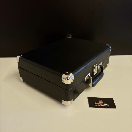 Виниловый проигрыватель с Bluetooth в чамодане