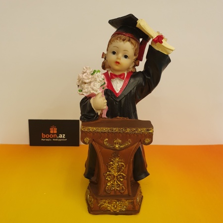 Статуэтка "Выпускница"