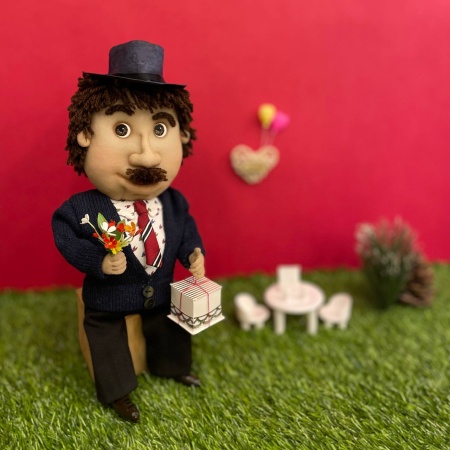 Эксклюзивная кукла "Мужик с подарком" (ручная работа)