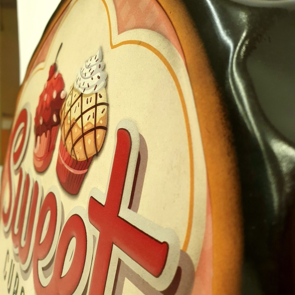 Металические картины в виде крышкиb sweet