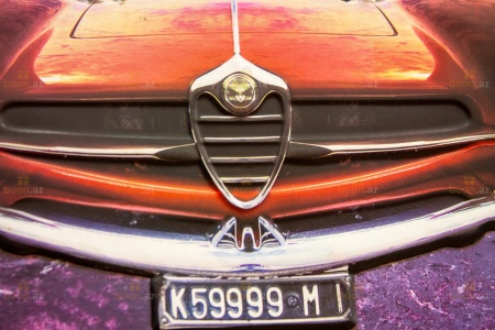 Панно из металла «Ретро авто» в дизайне интерьера