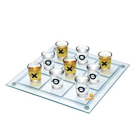 Настольная игра «Пьяные крестики нолики»