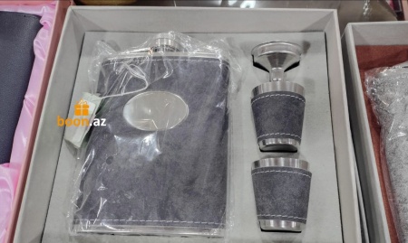 Подарочный набор Фляга с 2 рюмками под гравировку