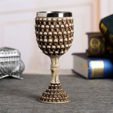 Бокал в готическом стиле "Череп"