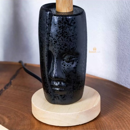 Декоративная настольная лампа 