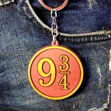 Гарри Поттер,  Брелок «Платформа 9 3/4» (пвх).    Harry Potter