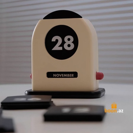 Настольный вечный календарь 