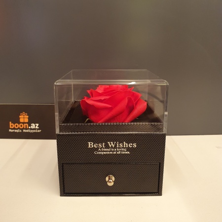 Шкатулка для украшений с мыльной розой