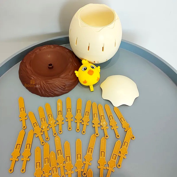 Настольная игра "Меч и Куриное яйцо"
