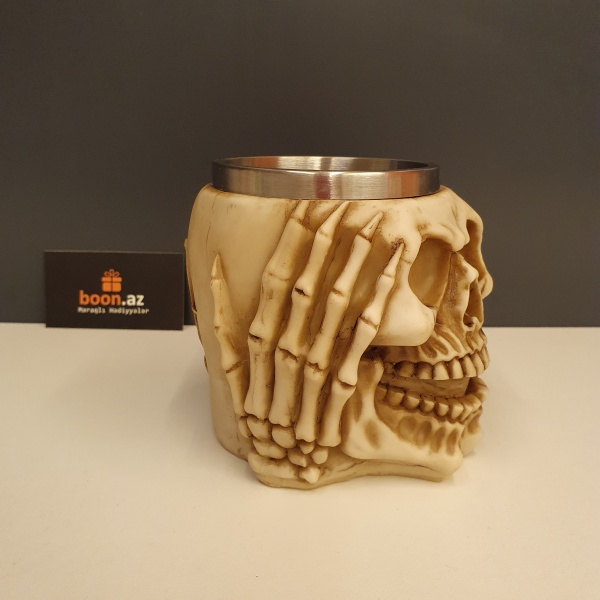 Кружка в готическом стиле "Скелет"