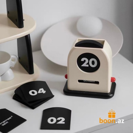 Настольный вечный календарь 