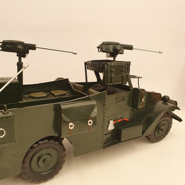 Металлическая машина