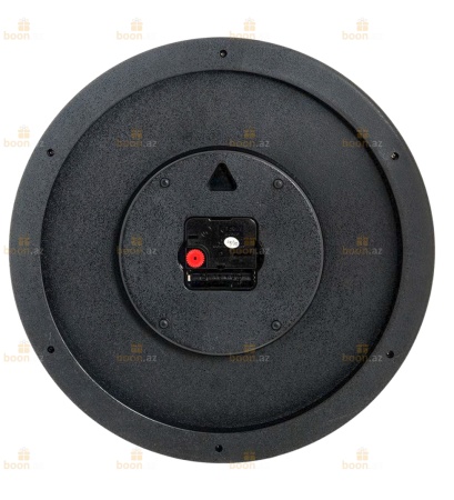 Интерьерные настенные часы.