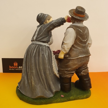 Фигурка декоративная "Бабушка с дедушкой"