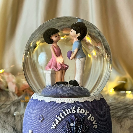 Музыкальный снежный шар с подсветкой «Романтическое свидание» 