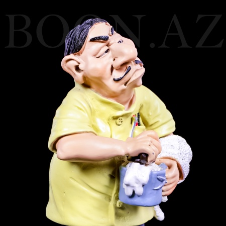 Фигурка - Забавная работа  «Брадобрей» . Figure Funny work «Barber» .
