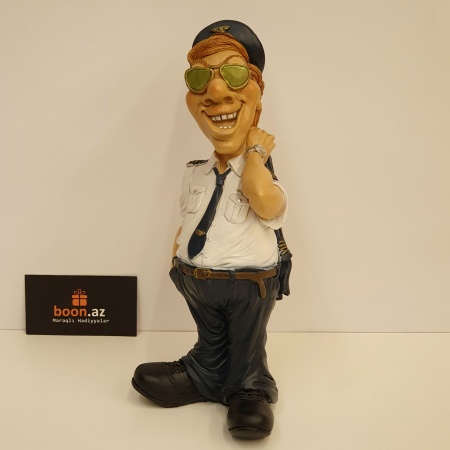 Фигурка - Забавная работа  «Пилот» . Figure Funny work «Pilot» .