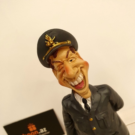 Фигурка "Пилот"