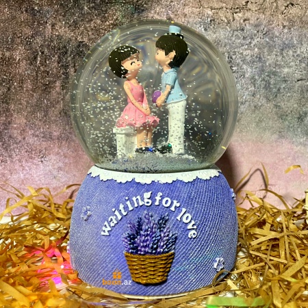 Музыкальный снежный шар с подсветкой «Романтическое свидание» 