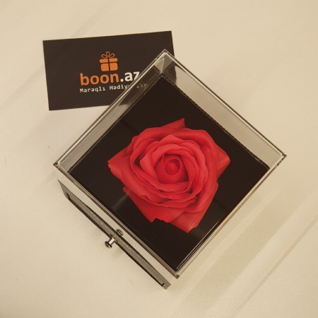 Шкатулка для украшений с мыльной розой