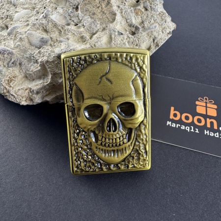 Газовая зажигалка в ретро стиле череп