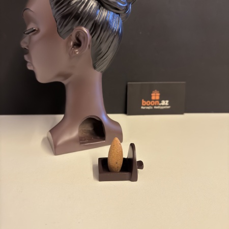 Аромастатуэтка Леди с сигаретой