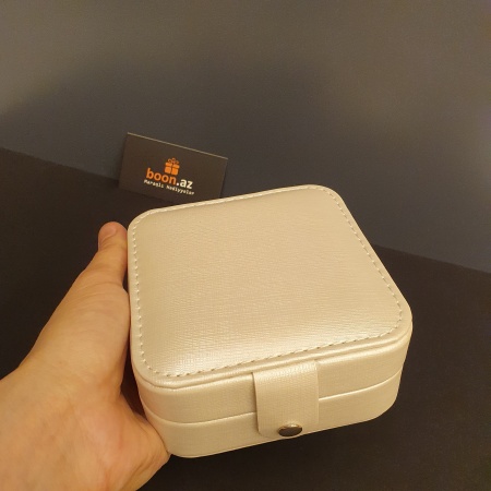 Шкатулка для украшений (11.5 x 11.5 см)