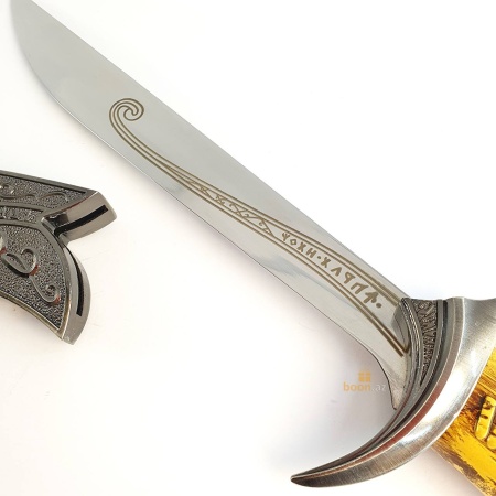 Сувенирный кинжал 