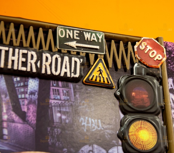 Панно из металла «Ретро авто» в дизайне интерьера