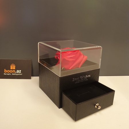 Шкатулка для украшений с мыльной розой